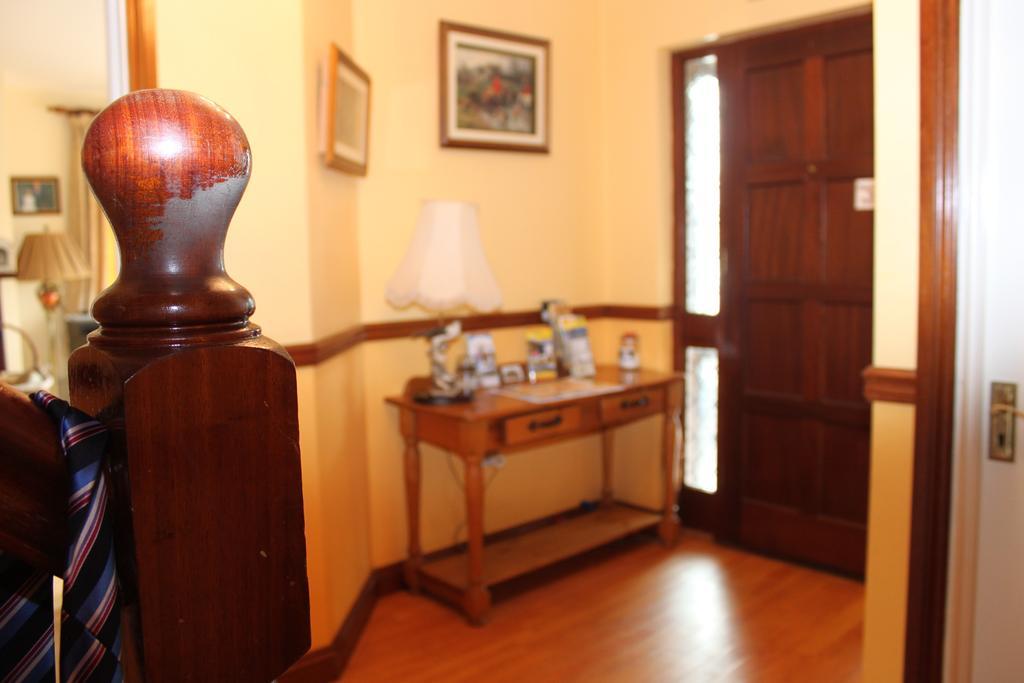 Gardenfield House Bed & Breakfast H91Vh02 Голуэй Экстерьер фото